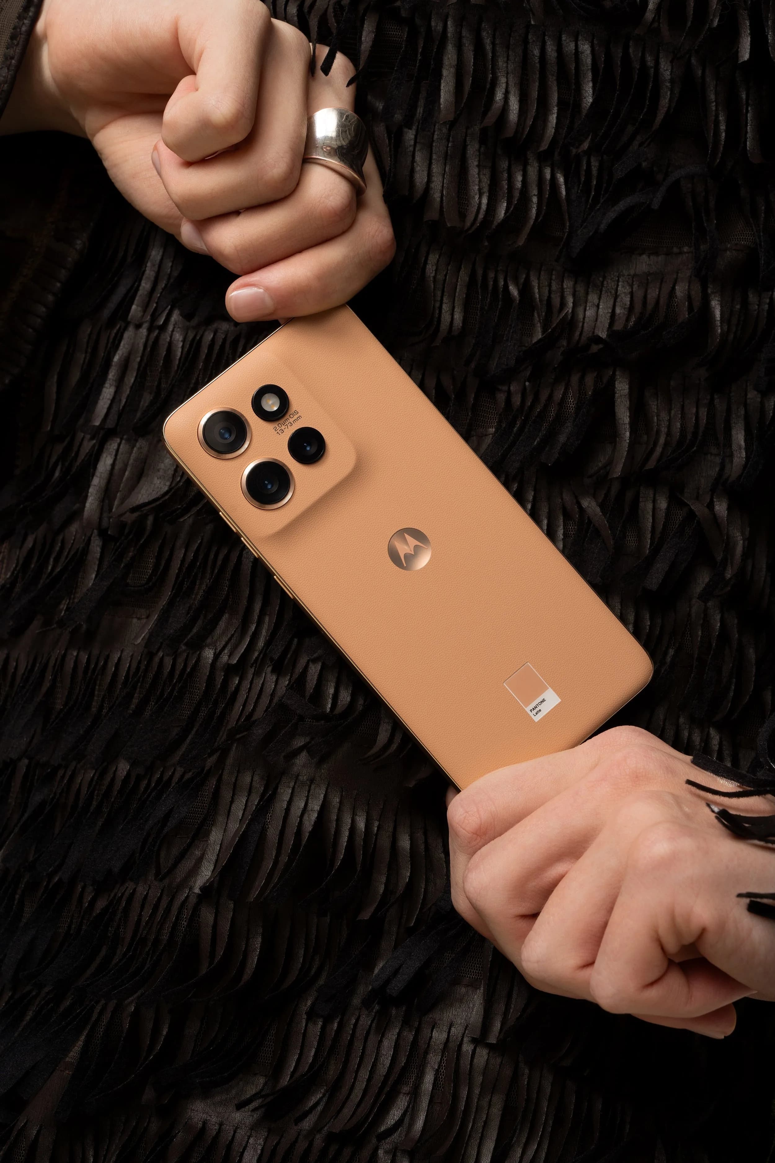 Edge 50 Neo