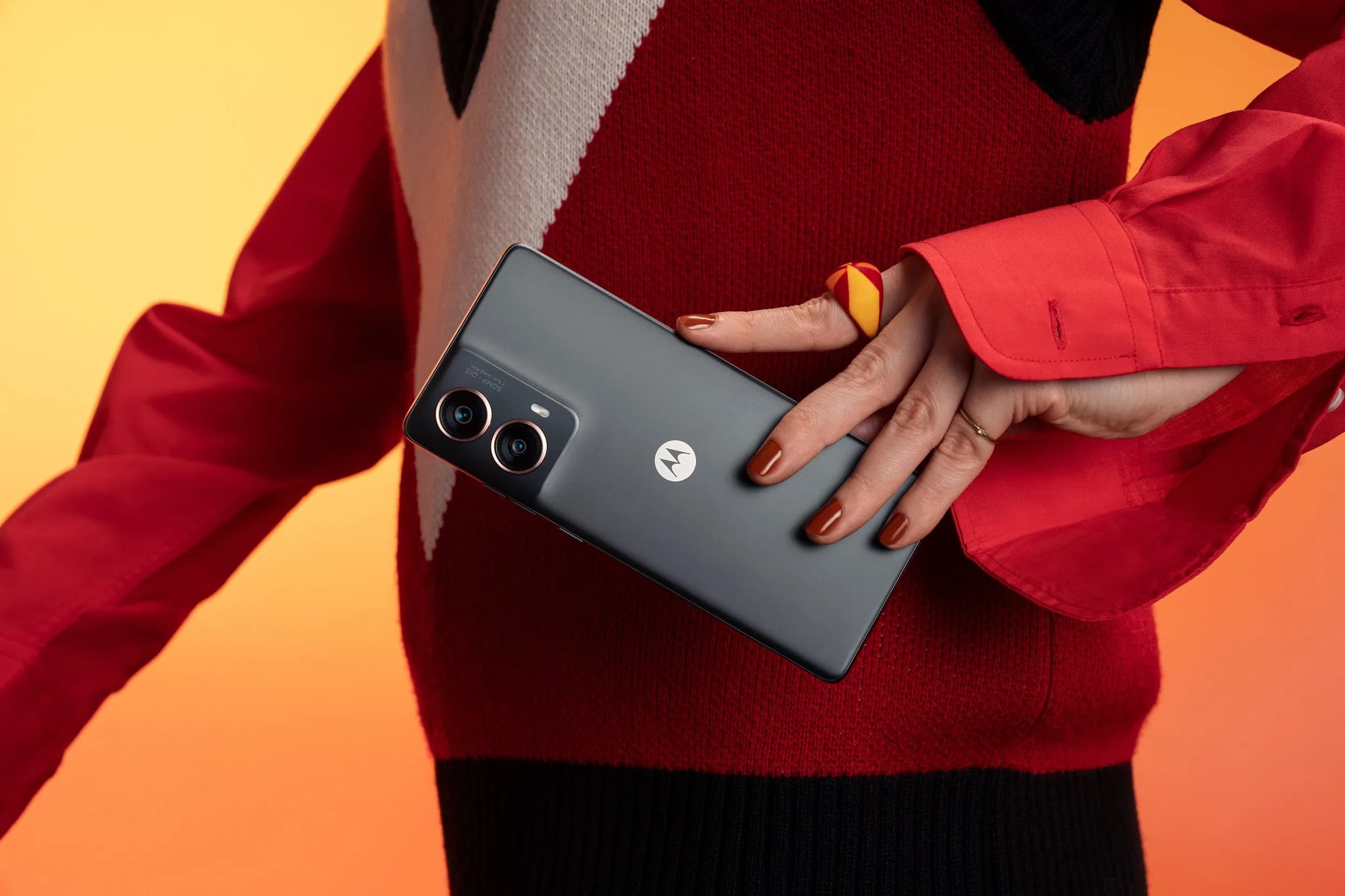 Moto G85