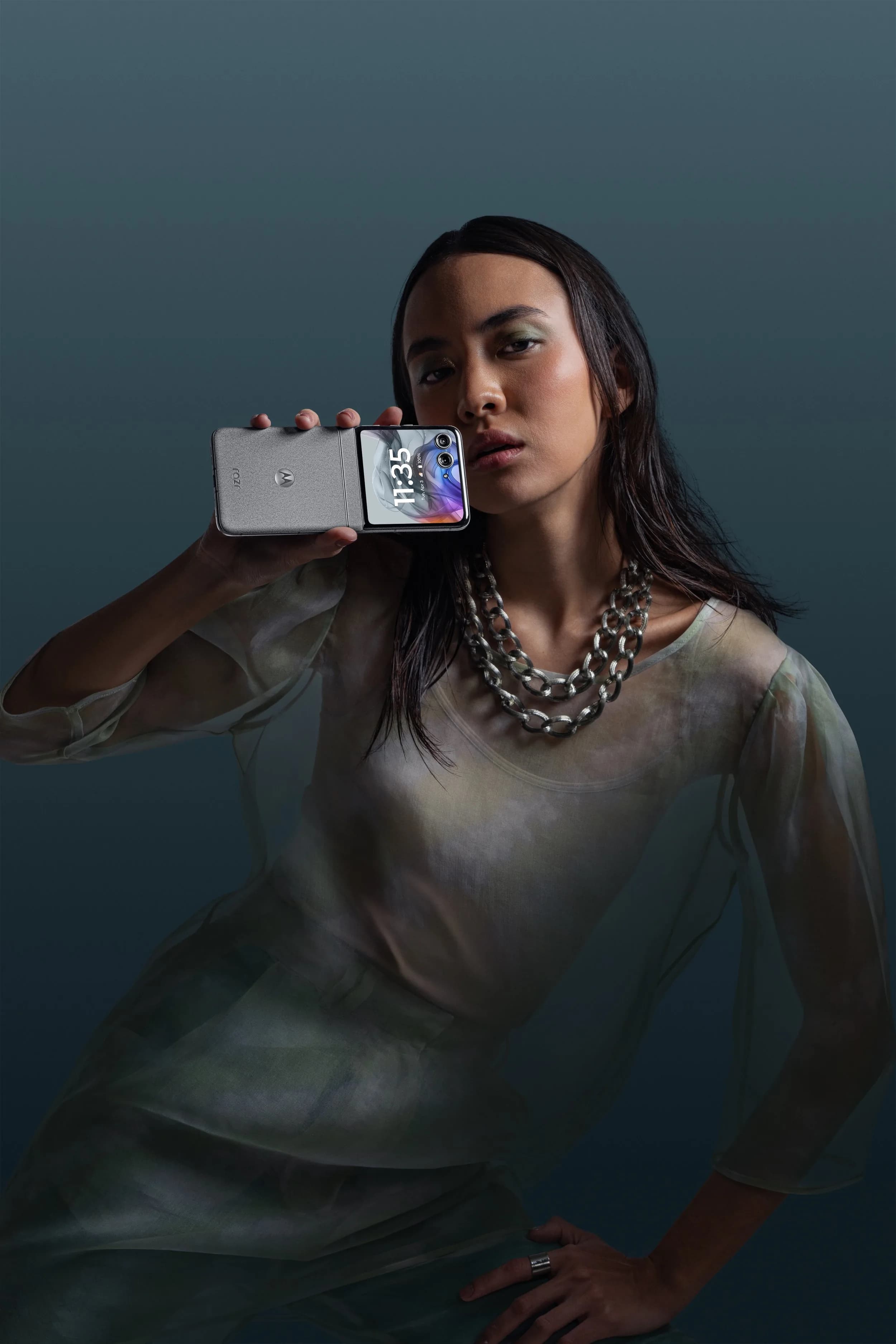 Razr 50