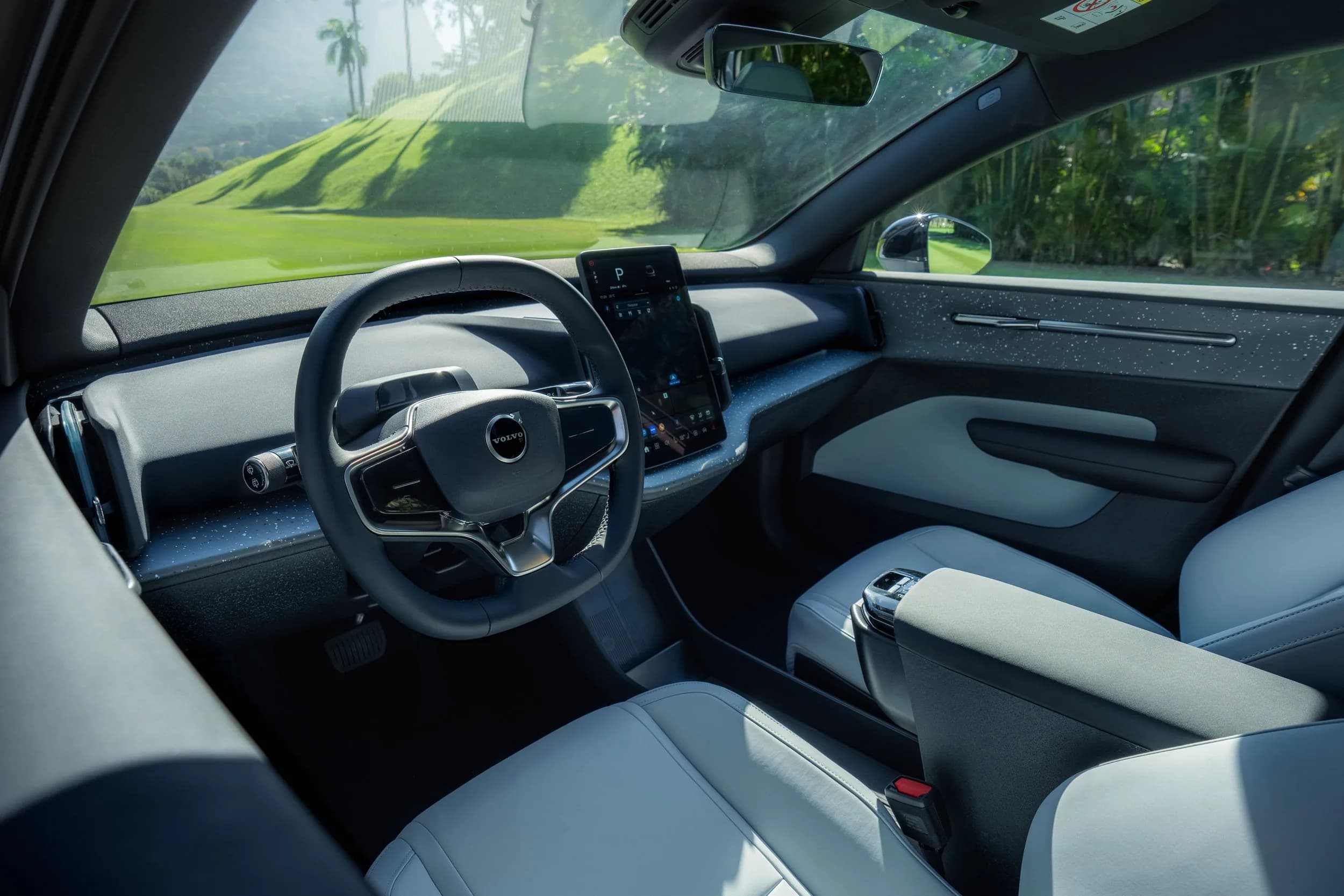 Volvo | EX30